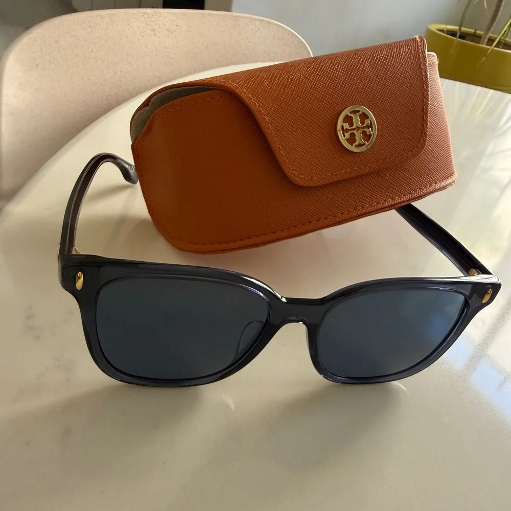 Tory Burch TY7162 Black Square Sunglasses with Gold Logo and Orange Case